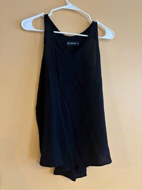 Lightweight Black V-Neck Tank Top - Women's